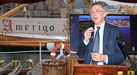 Amerigo Vespucci e Giro d'Italia: due eccellenze italiane per una giornata simbolica a Napoli 