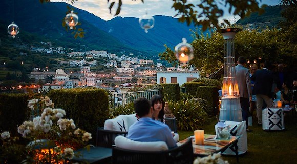 “Cucinapoli Summer Dream”: al Caruso di Ravello l’eccellenza gastronomica incontra la solidarietà