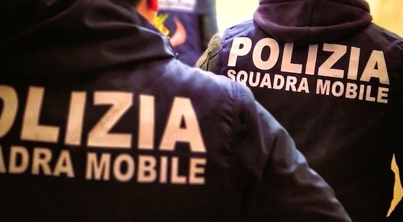 Furti a Salerno e in Costiera Amalfitana: fermato il presunto responsabile, indagini in corso