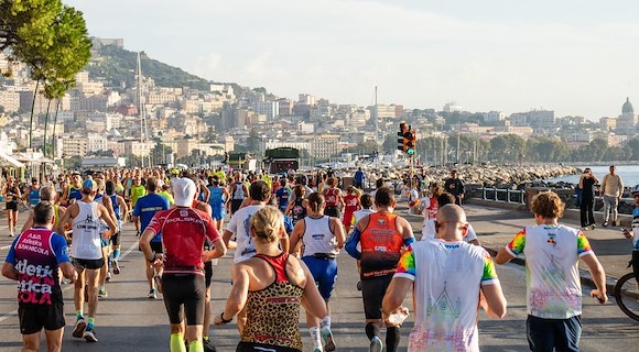 Napoli, il 19 ottobre la Union Gas e Luce Neapolis Marathon: edizione da record con oltre 5000 atleti 
