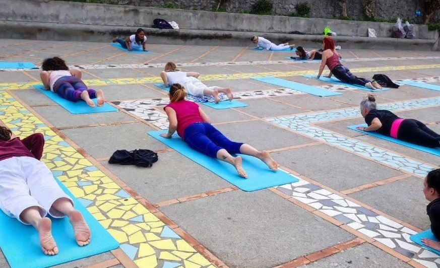 Positano Notizie - La Magia degli Elementi si tinge di benessere con il  festival “Namasté Praiano. Oasi Olistica”